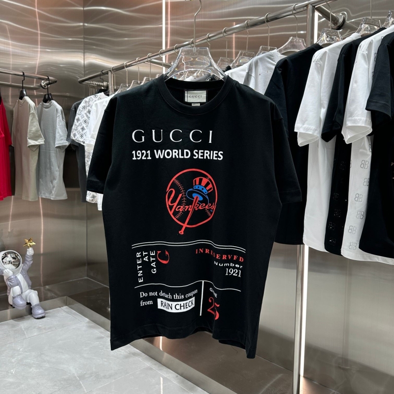 Gucci T-Shirts